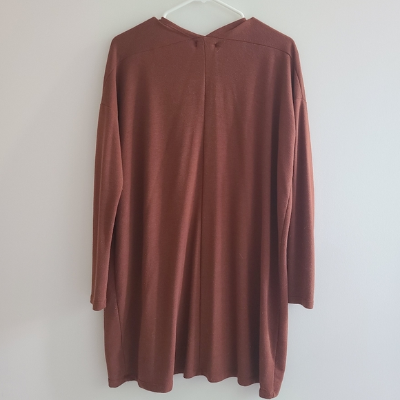 NOUL Long and Loose Top - Picture 2 of 2